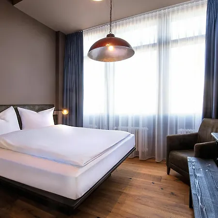 מלון Western Loftstyle Stuttgart-zuffenhausen