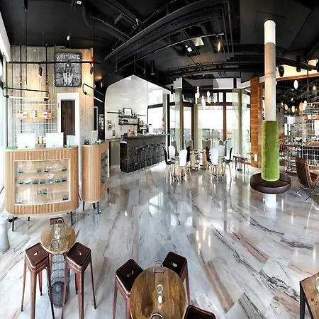 Western Loftstyle Stuttgart-zuffenhausen Otel 3*