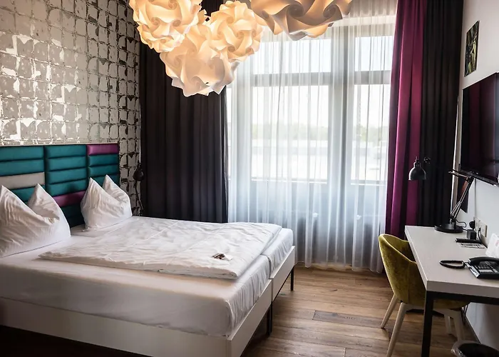 Hotel Western Loftstyle Stuttgart-zuffenhausen 3*