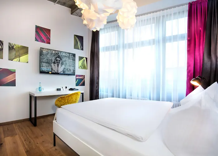 Western Loftstyle Stuttgart-zuffenhausen Hotel