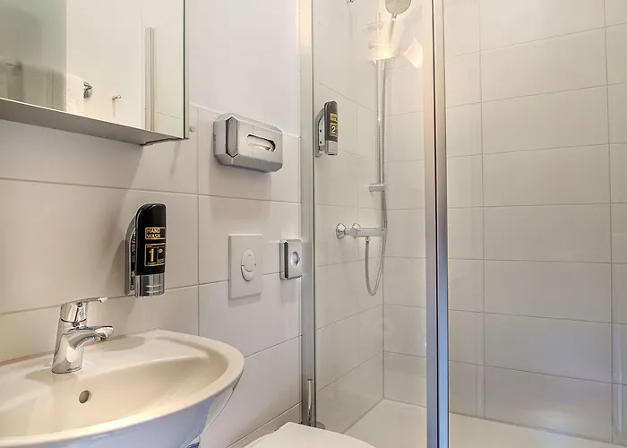 Hotel Western Loftstyle Stuttgart-zuffenhausen 3*